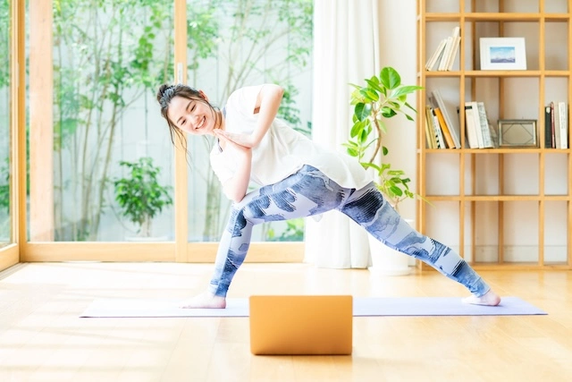 オンラインヨガ